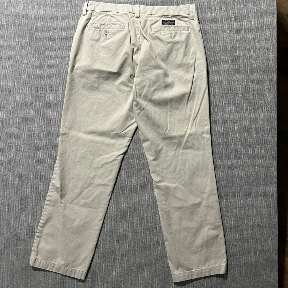 Banana Republic Gavin Chino Mens 32x30 Khaki Straight Leg Cotton Pants